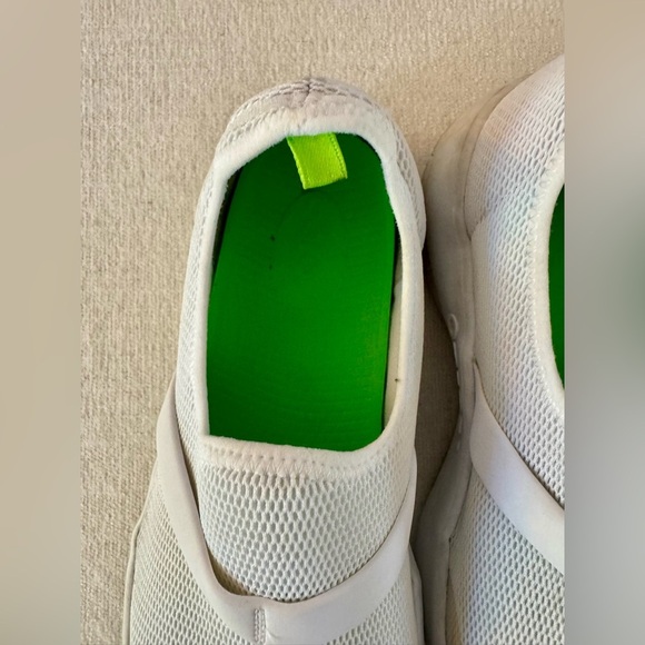 OOFOS 00mg Low Women’s White Slip-On Sneakers, Cushioned Comfort, 8.5 - Picture 11 of 16